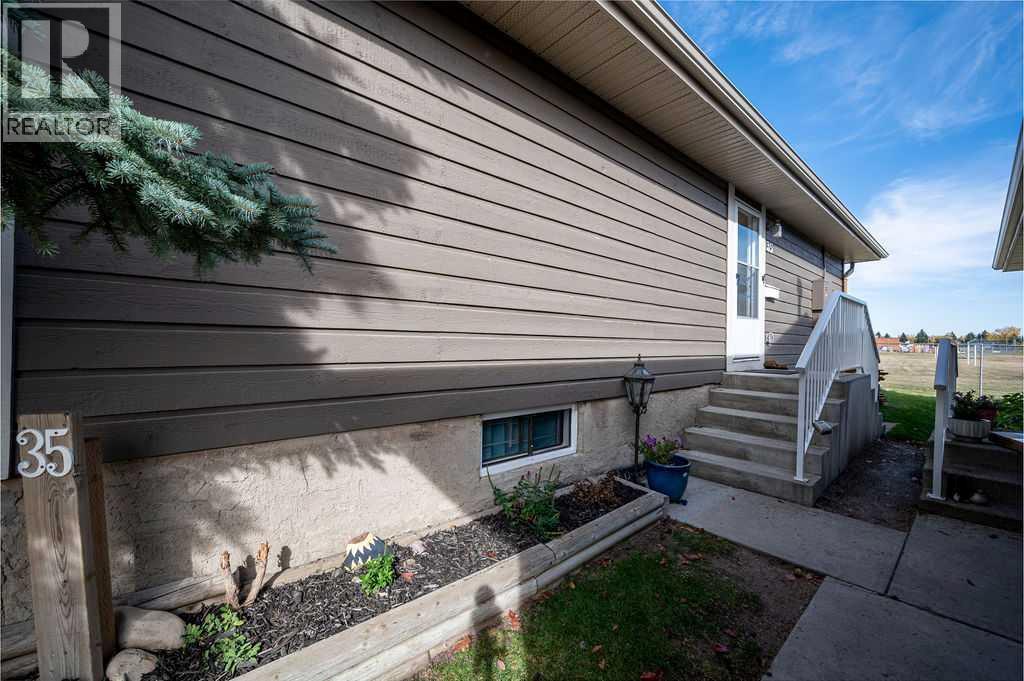 35, 14736 Deerfield Drive SE, Calgary, Alberta  T2J 5Y1 - Photo 3 - A2350554