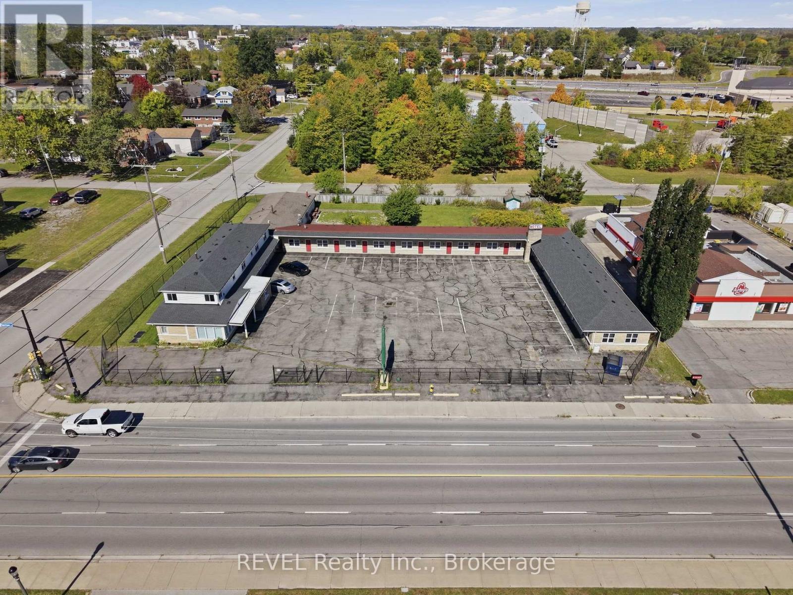 215 Garrison Road, Fort Erie, Ontario  L2A 1M6 - Photo 32 - X13885644