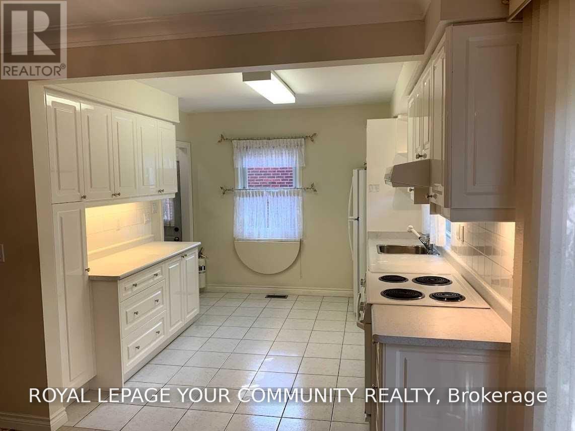 223 Mckee Avenue, Toronto, Ontario M2N 4C9 - Photo 7 - C13885670