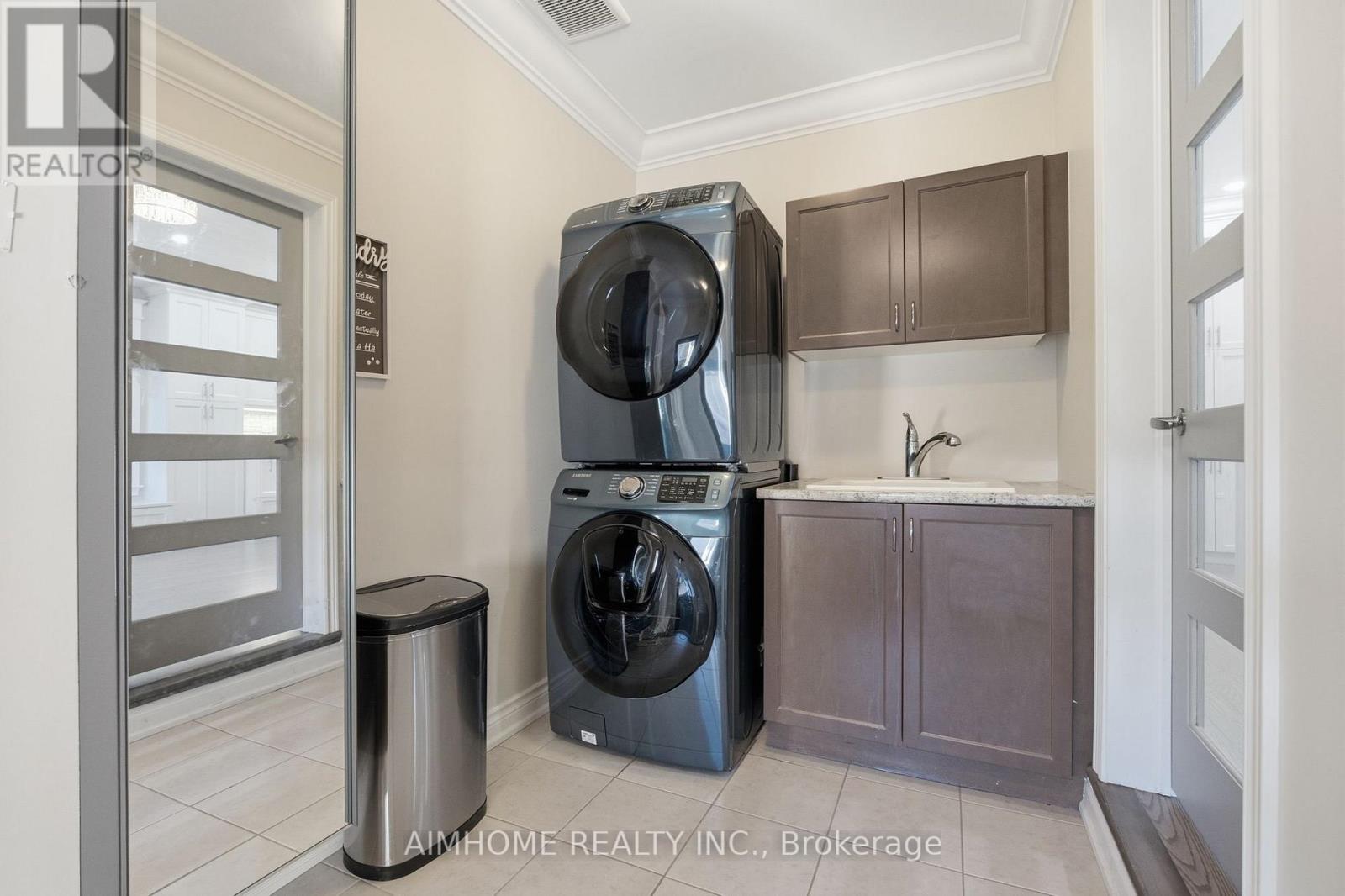 15 Calamint Lane, Richmond Hill, Ontario  L4E 1C3 - Photo 24 - N13885658