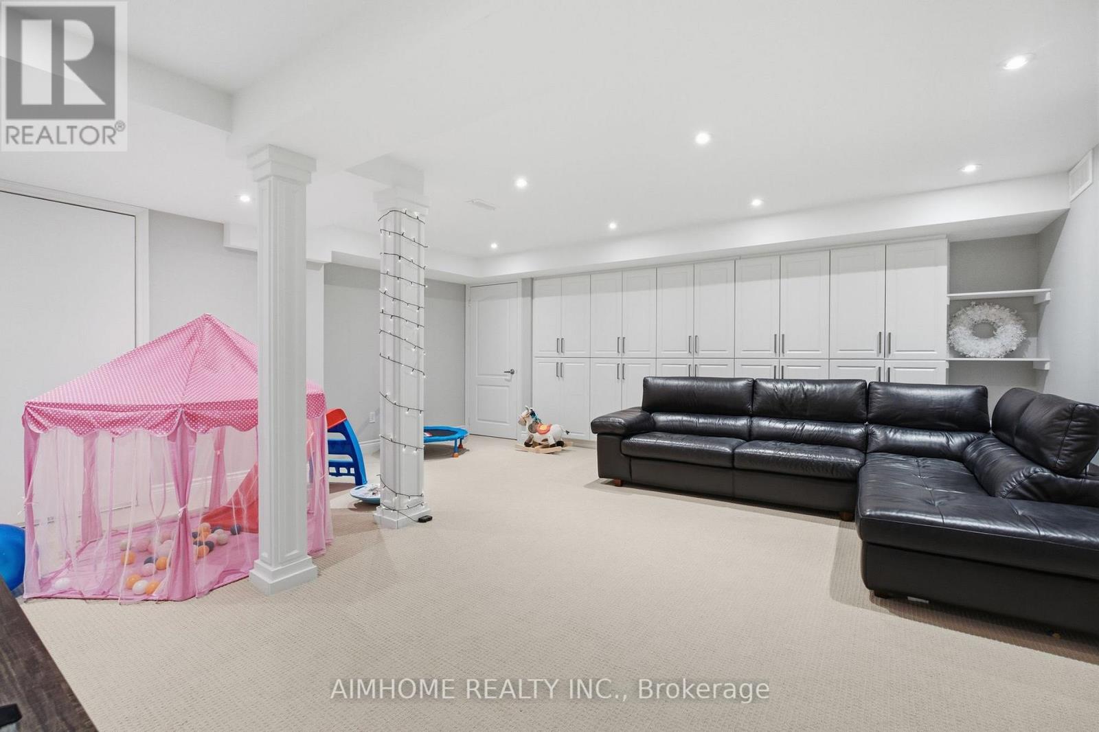 15 Calamint Lane, Richmond Hill, Ontario  L4E 1C3 - Photo 44 - N13885658