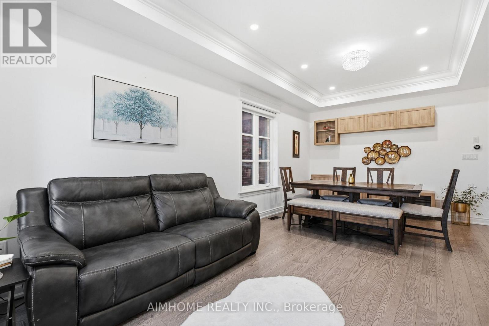 15 Calamint Lane, Richmond Hill, Ontario  L4E 1C3 - Photo 7 - N13885658