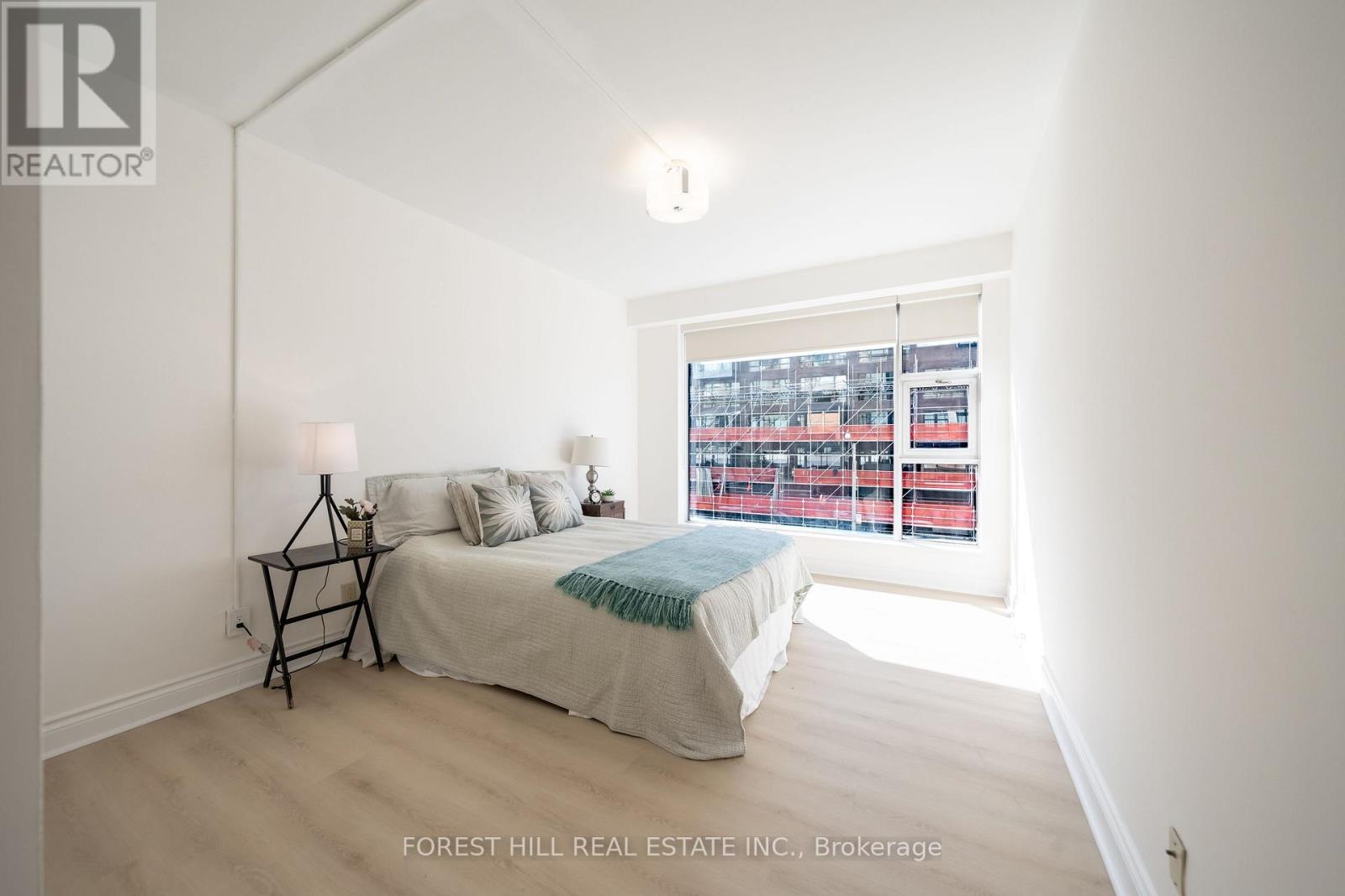 215 - 77 Avenue Road, Toronto, Ontario  M5R 3R8 - Photo 19 - C13878912