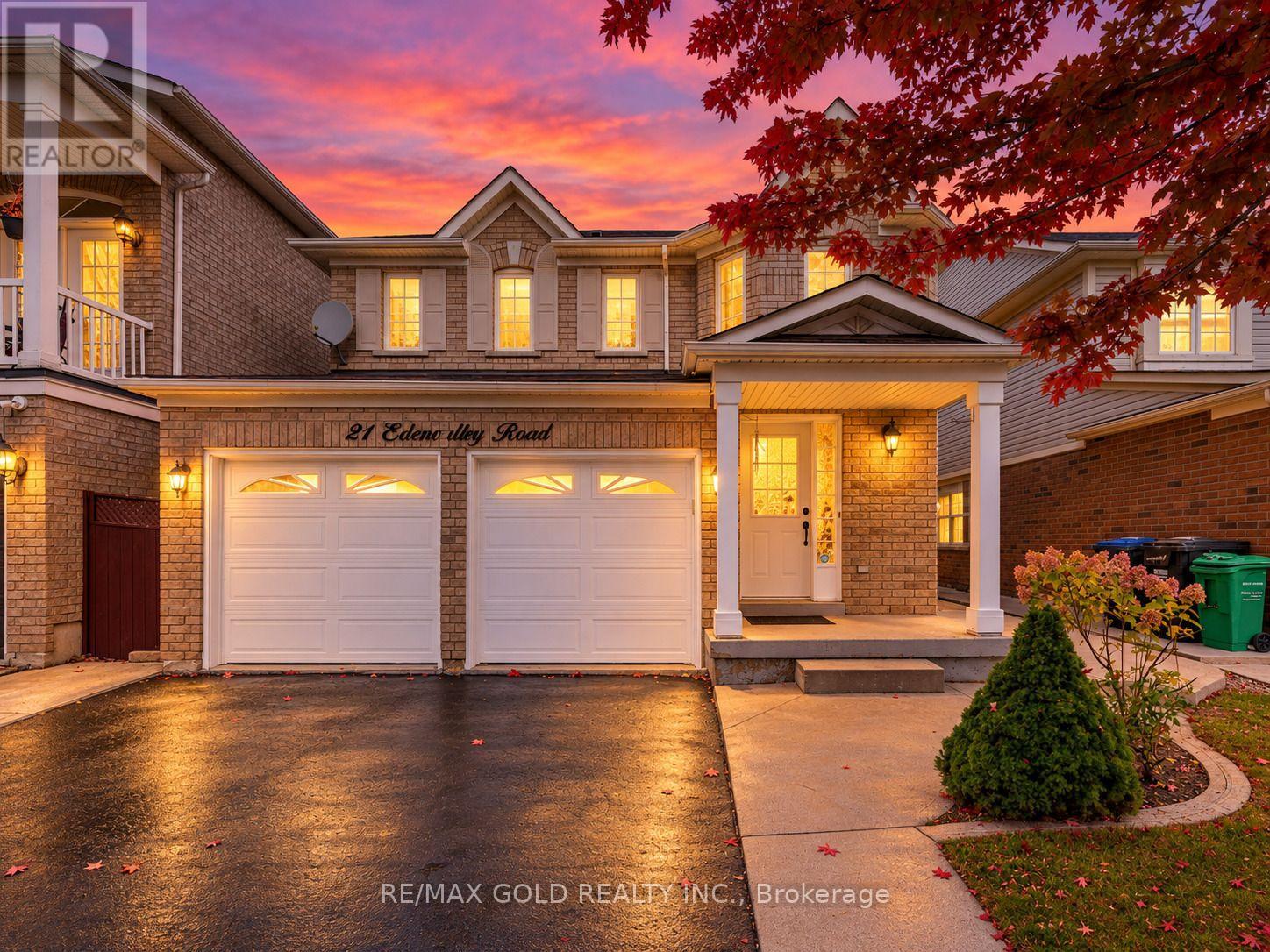 21 EDENVALLEY ROAD, Brampton, Ontario