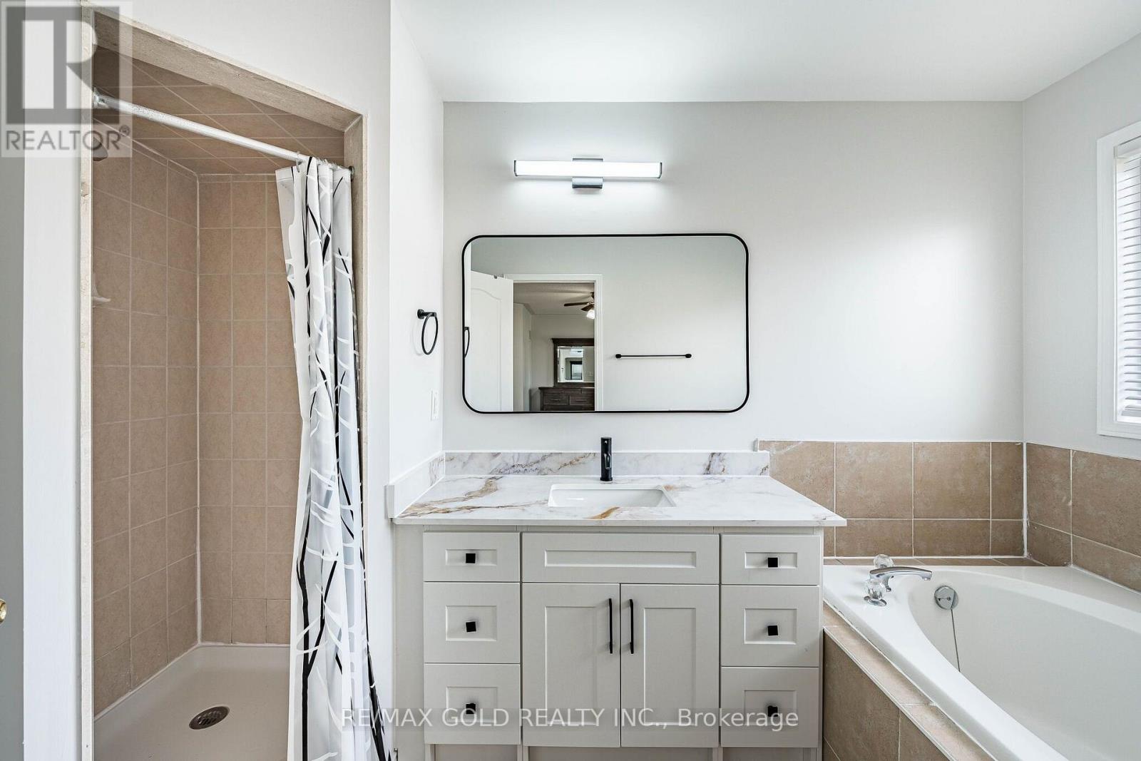 21 Edenvalley Road, Brampton, Ontario  L7A 2M6 - Photo 24 - W13885642