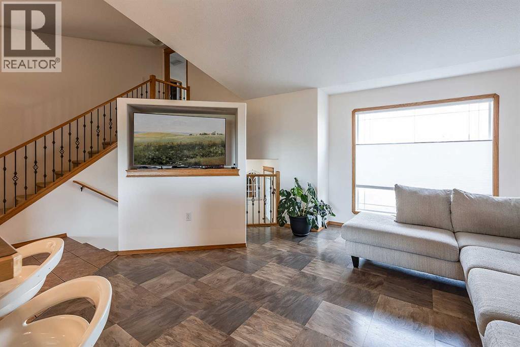 403 Sierra Boulevard Sw, Medicine Hat, Alberta  T1B 4W4 - Photo 8 - A2348788
