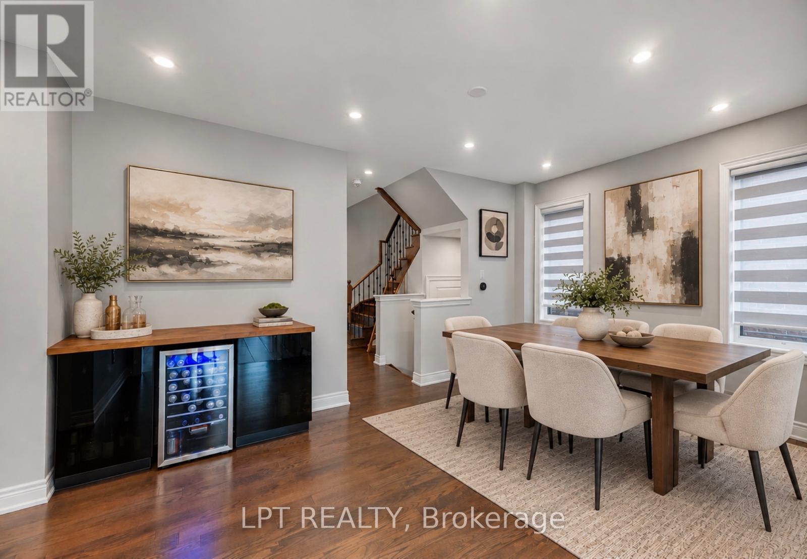 33 Mondial Crescent, East Gwillimbury, Ontario  L9N 0S1 - Photo 4 - N13807712