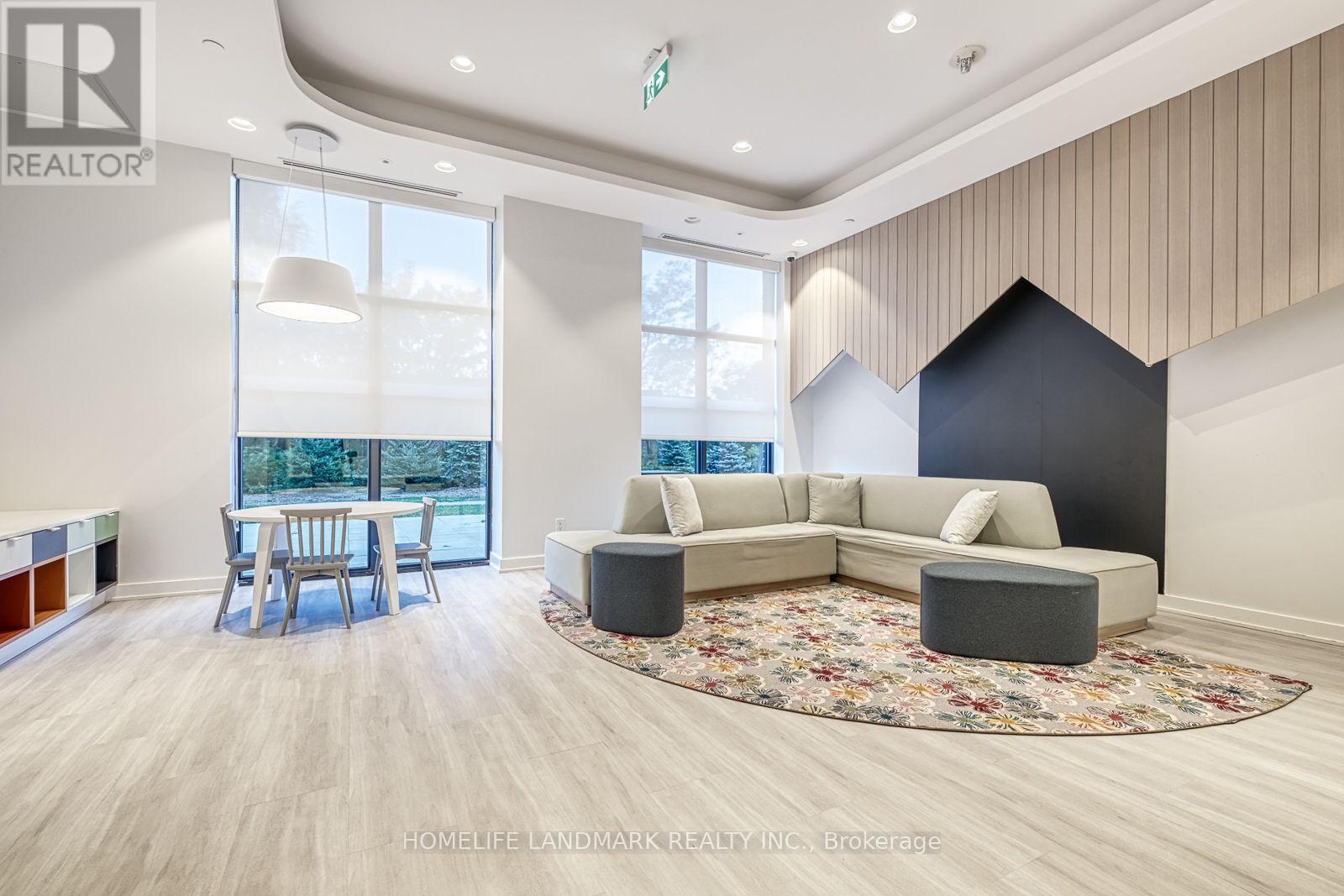 109 - 188 FAIRVIEW MALL DRIVE, Toronto, Ontario