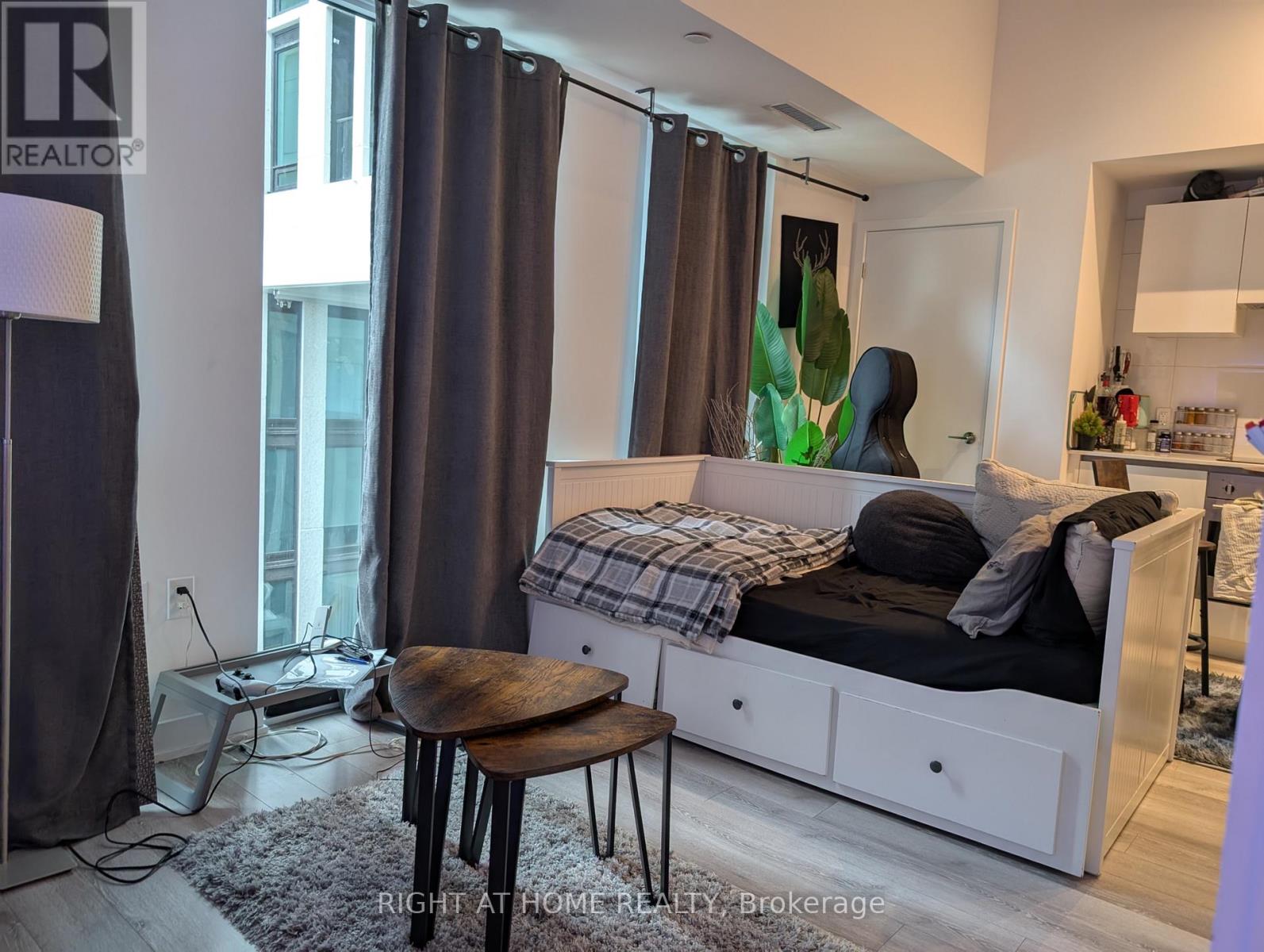 614 - 121 St. Patrick Street, Toronto, Ontario  M5T 0B8 - Photo 4 - C13885676