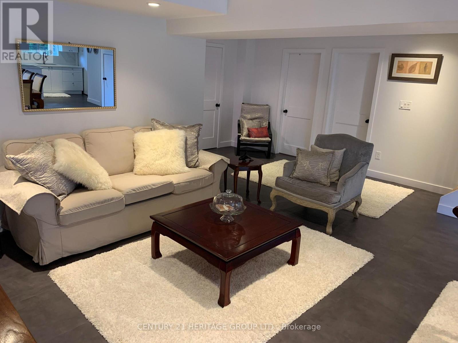 Walk-Out Basement - 337 Carruthers Avenue, Newmarket, Ontario  L3X 2B7 - Photo 18 - N13885686