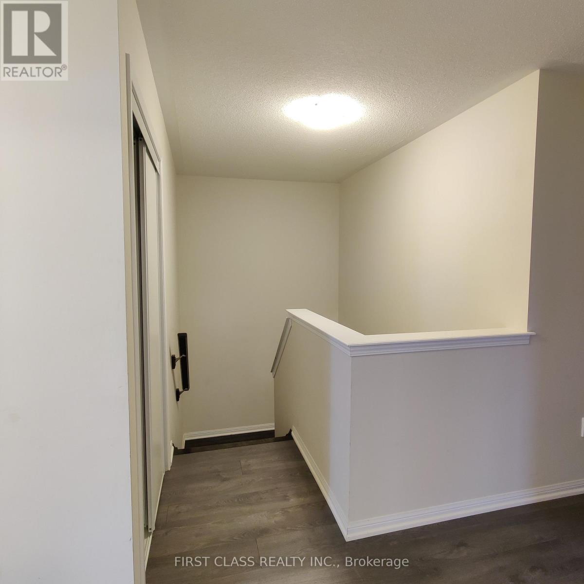 917 Farmstead Drive, Milton (Wi Willmott), Ontario  L9T 8J5 - Photo 11 - W13885688