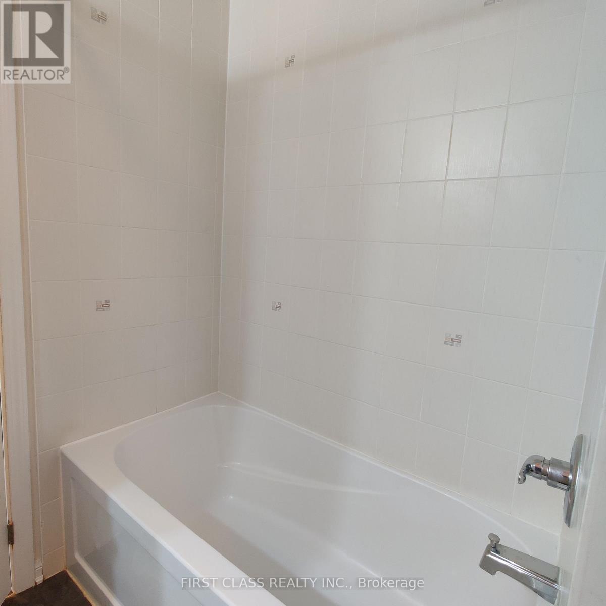 917 Farmstead Drive, Milton (Wi Willmott), Ontario  L9T 8J5 - Photo 12 - W13885688