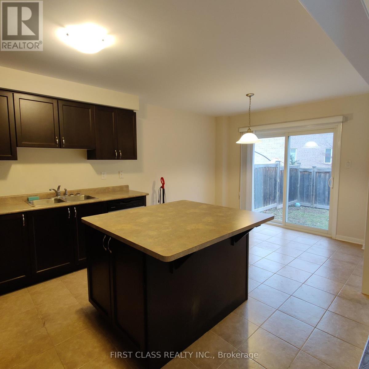 917 Farmstead Drive, Milton (Wi Willmott), Ontario  L9T 8J5 - Photo 19 - W13885688