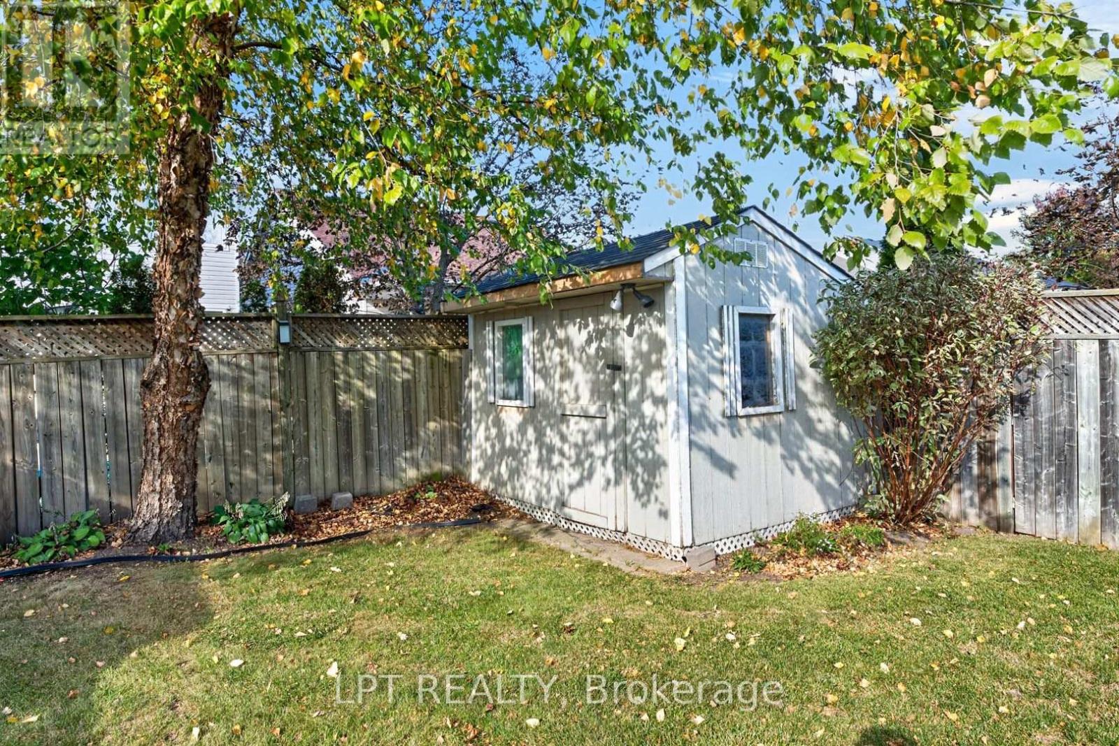 32 Primeau Avenue, Whitby, Ontario  L1M 2B7 - Photo 41 - E13885564