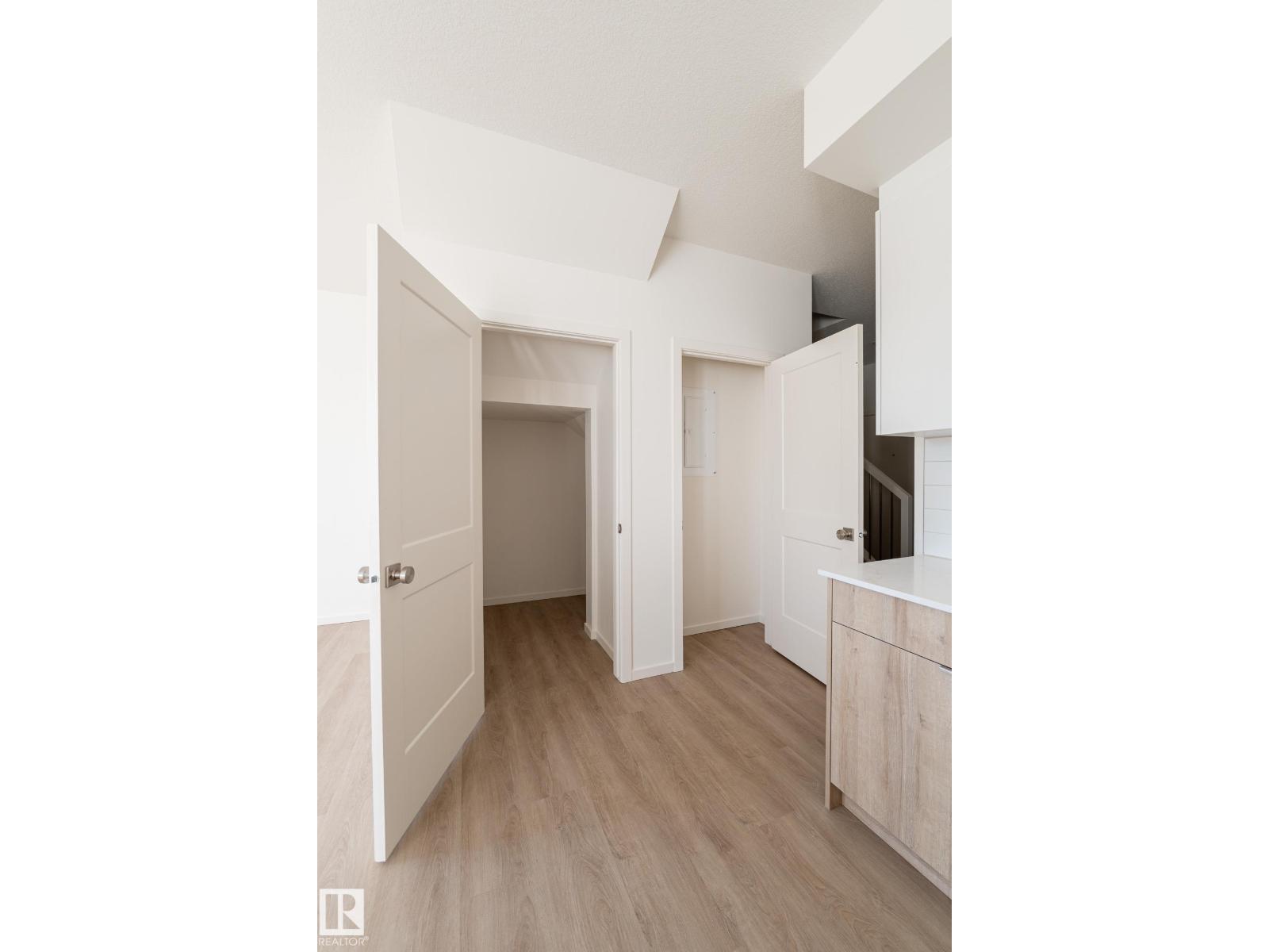 7694 174A AV NW