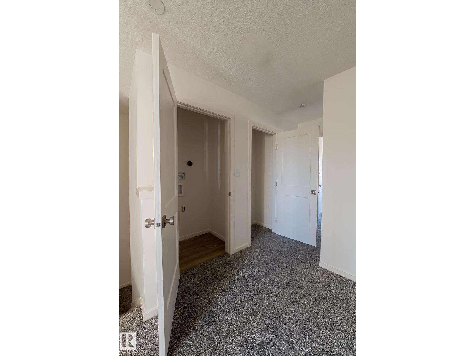 7694 174A AV NW