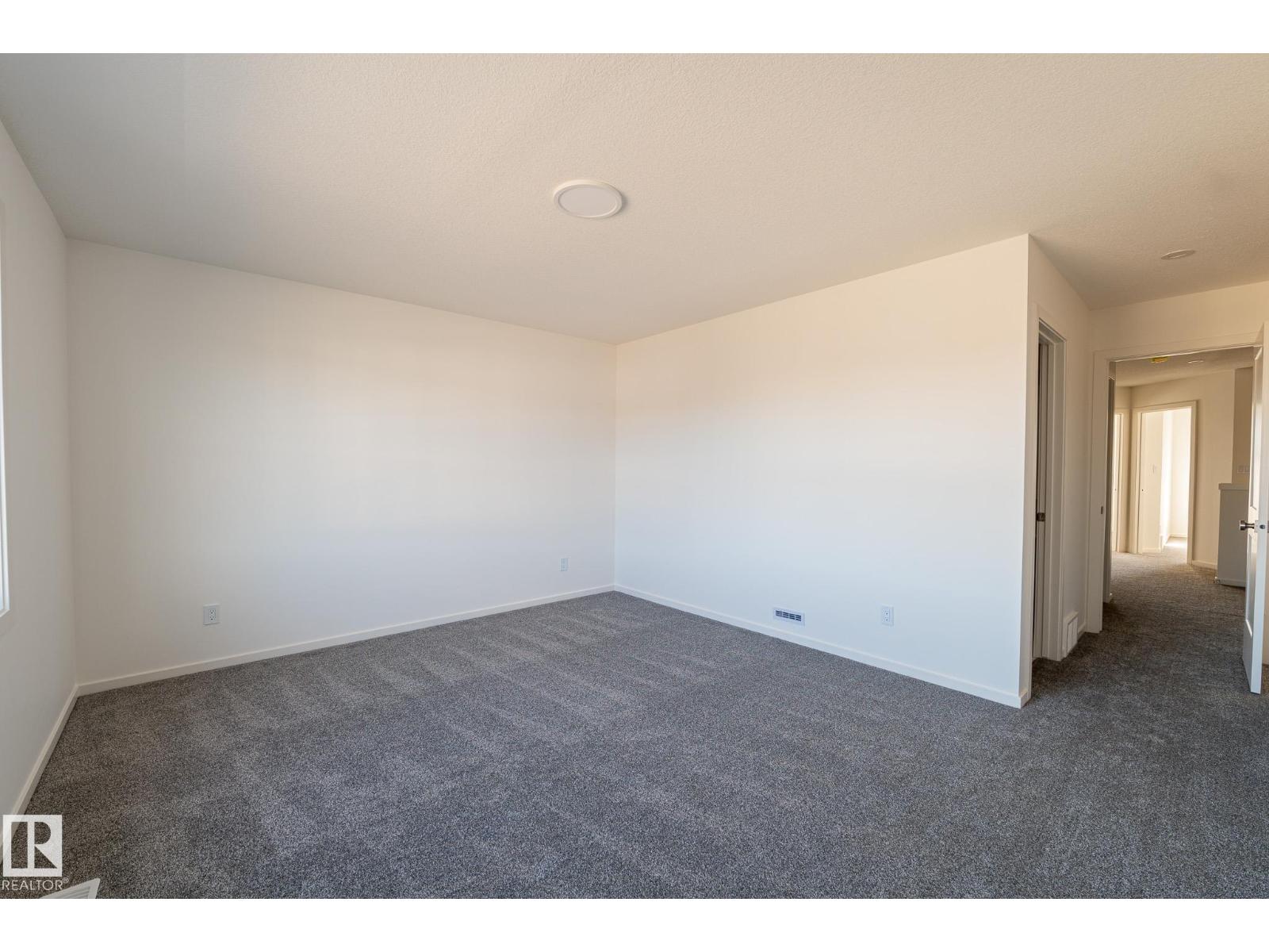 7694 174A AV NW