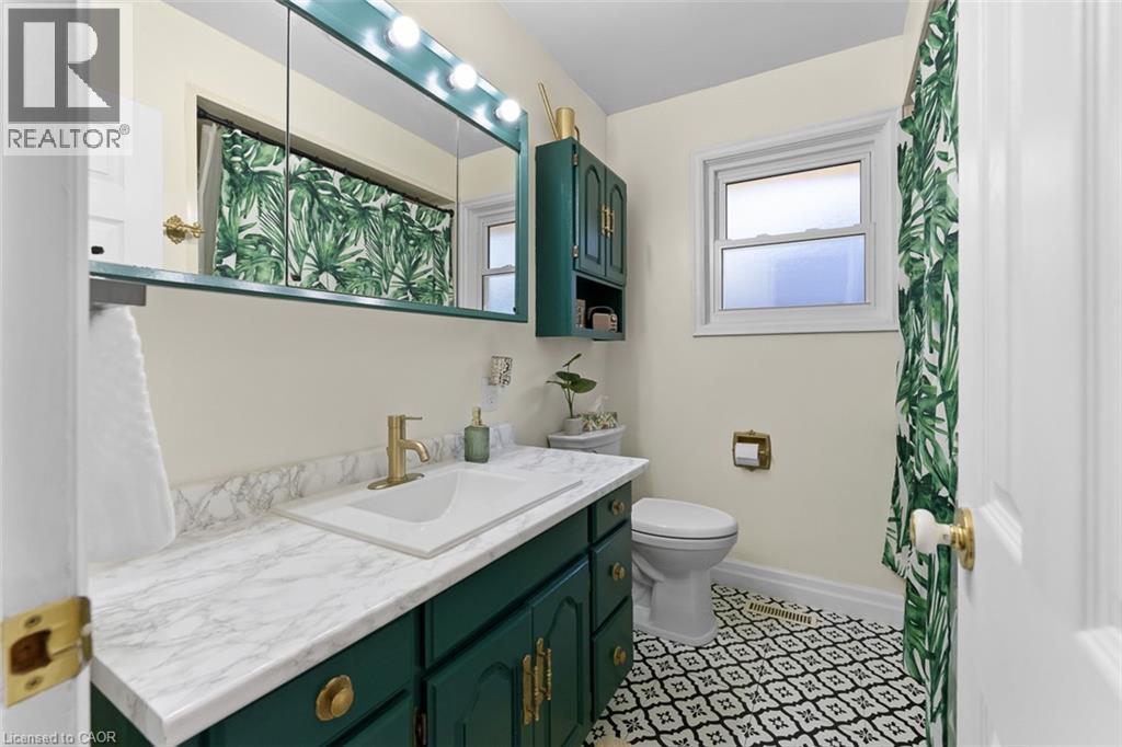 13 Ridley Heights Road, St. Catharines, Ontario  L2S 2H9 - Photo 20 - 40870322