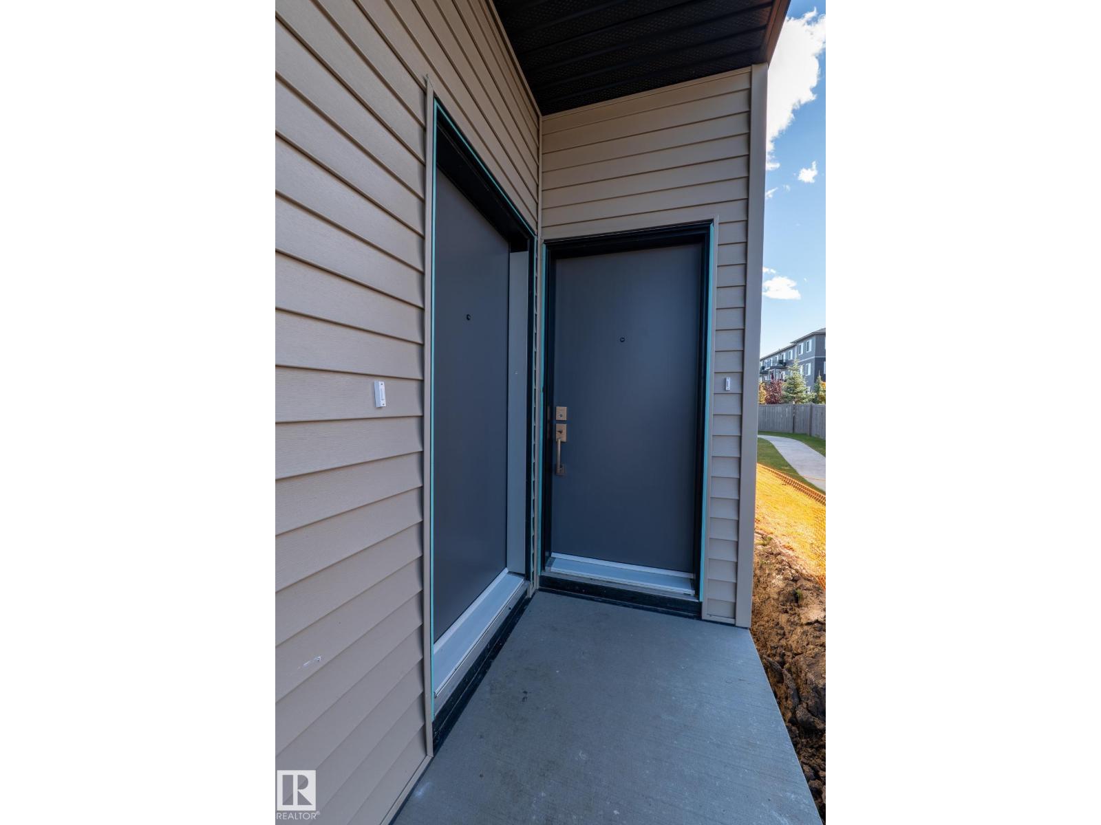 7694 174A AV NW