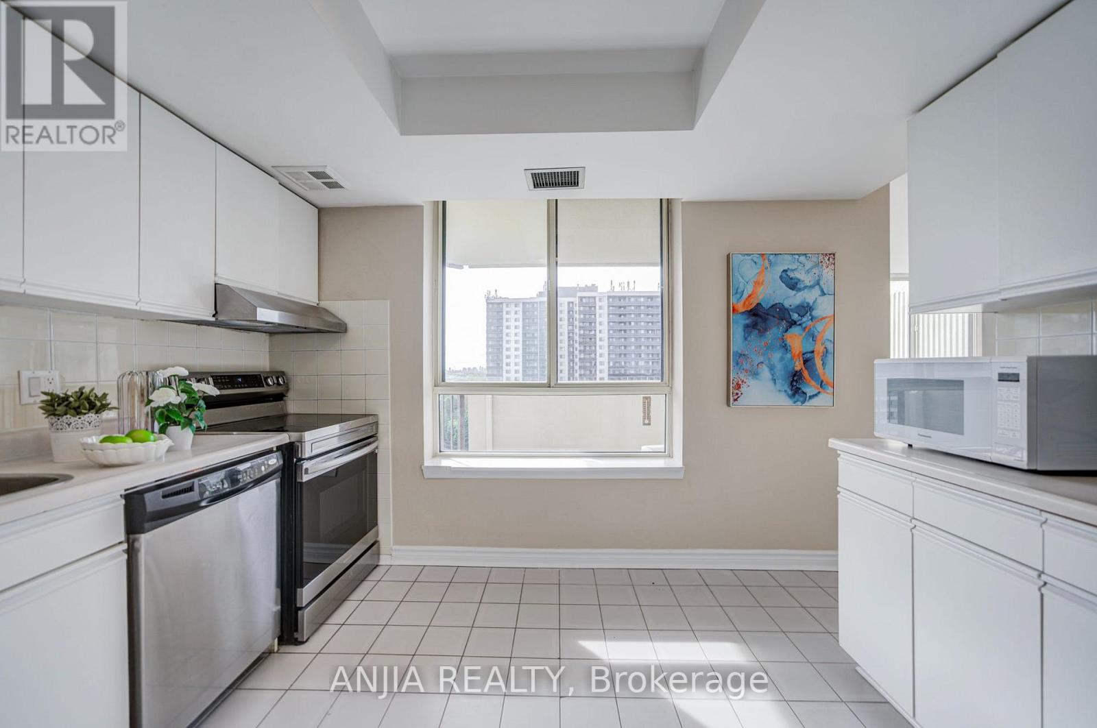 1107 - 275 Bamburgh Circle, Toronto, Ontario  M1W 3X4 - Photo 21 - E13874802