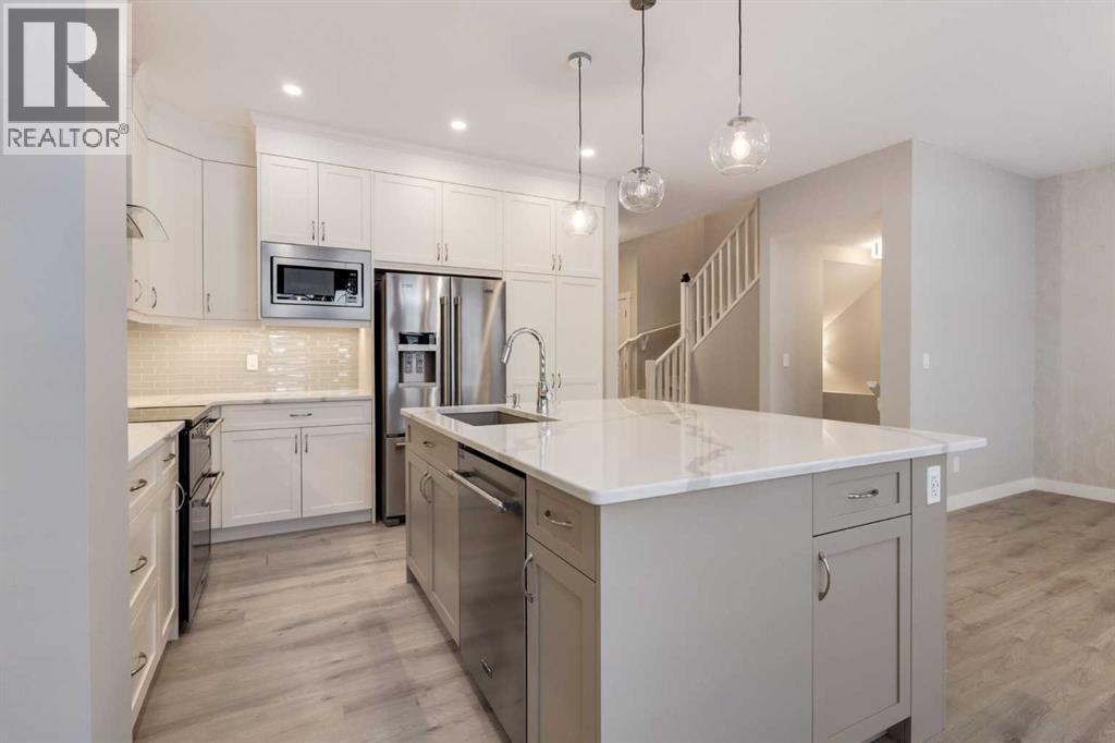 54 Creekstone Square SW, Calgary, Alberta  T2X 4P6 - Photo 6 - A2350444