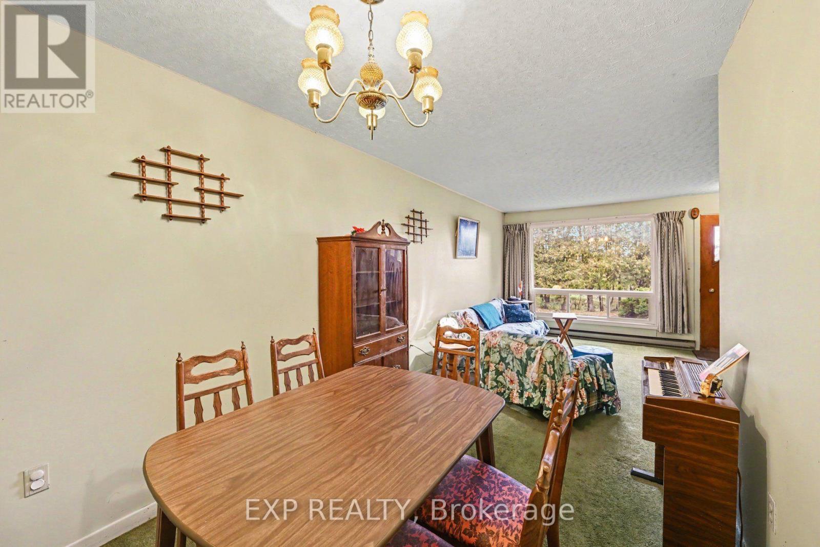 233 Clayton Road, Mississippi Mills, Ontario  K0A 1A0 - Photo 5 - X13885192
