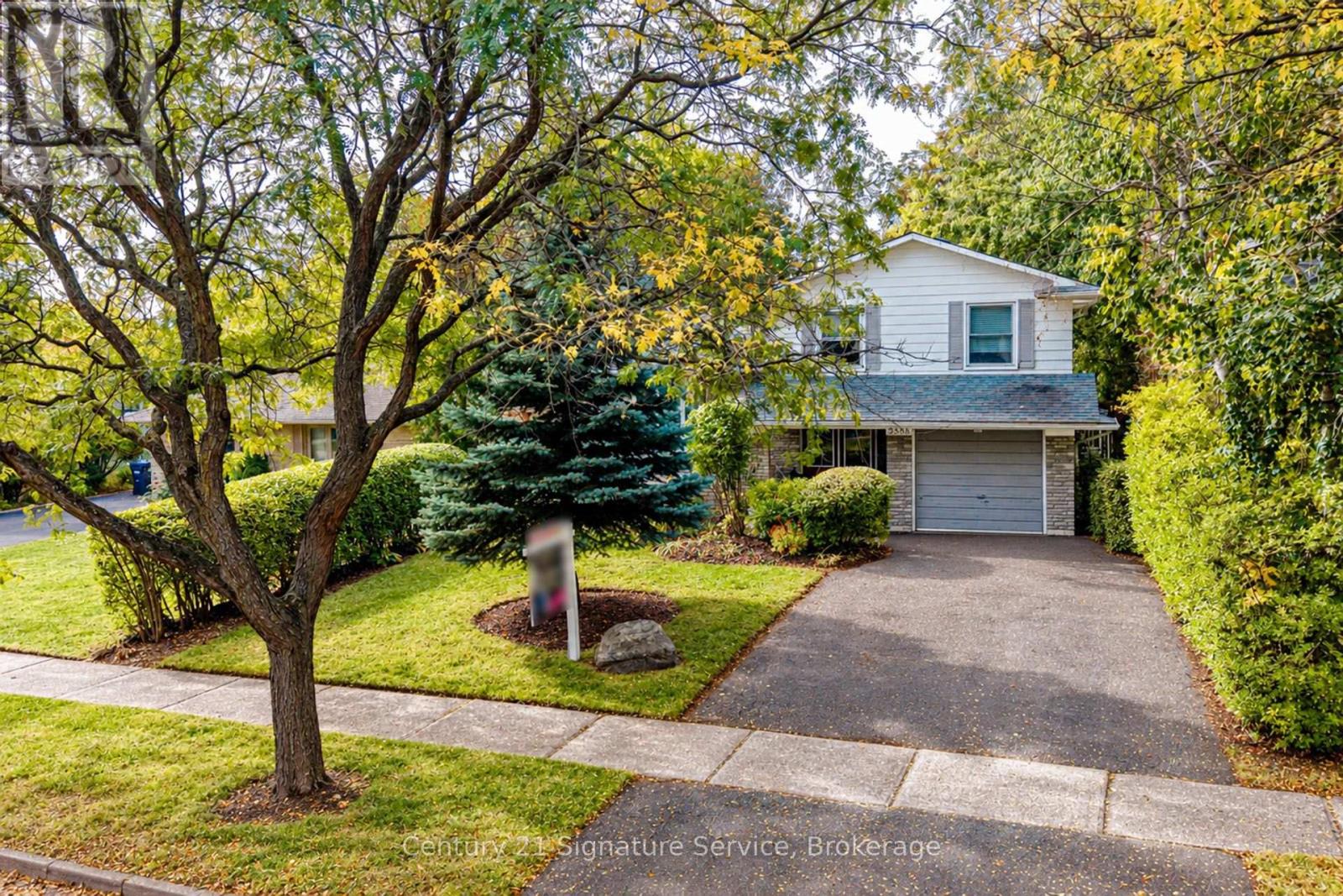 2588 Pinkwell Drive, Mississauga, Ontario  L5K 2B4 - Photo 2 - W13885732