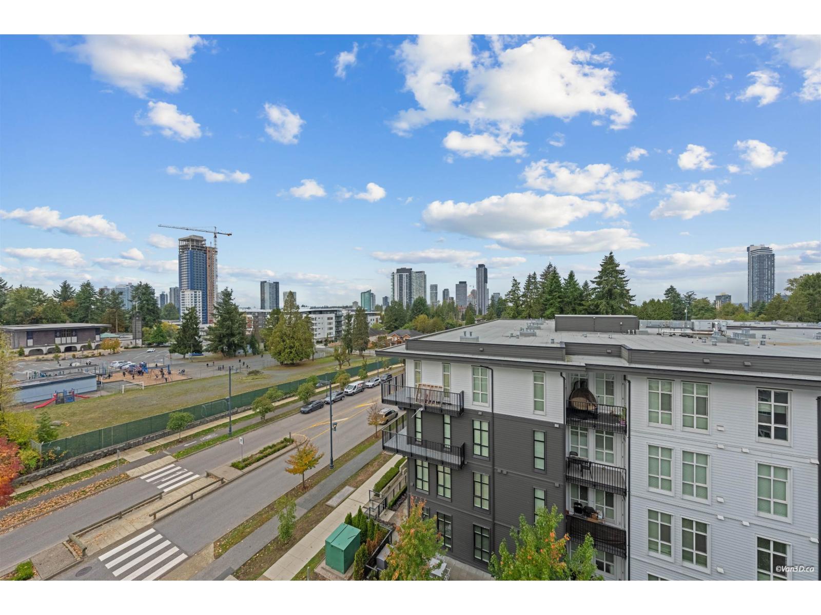 624 13963 105a Street, Surrey, British Columbia  V3T 0M9 - Photo 2 - R3171237