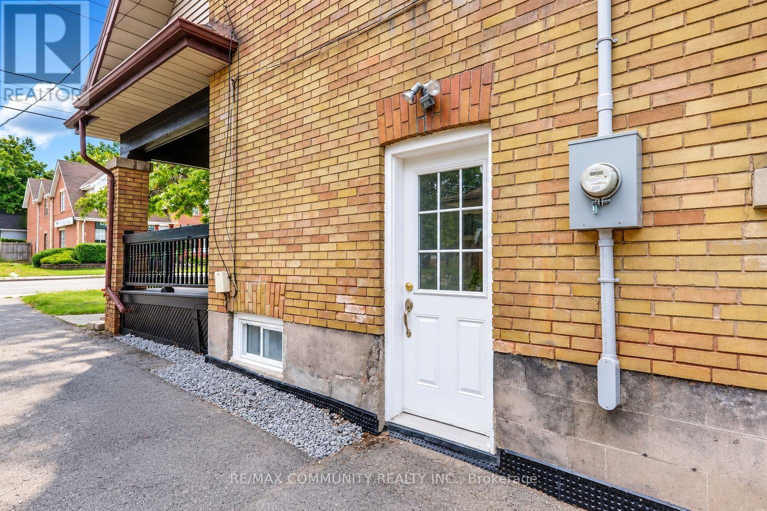 Bsmt - 507 Brock Street S, Whitby, Ontario  L1N 4K8 - Photo 3 - E13885758