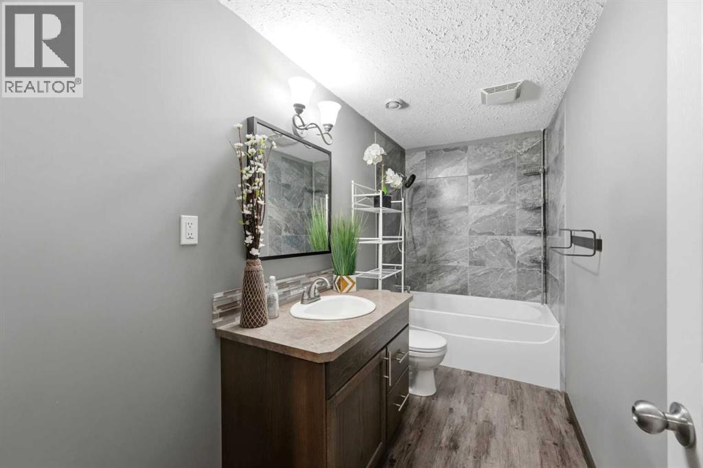 77 Aztec Crescent, Blackfalds, Alberta  T4M 0M2 - Photo 27 - A2351735