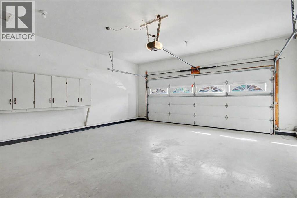 164 Strathaven Circle SW, Calgary, Alberta  T3H 2N5 - Photo 30 - A2351538