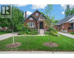 17 LINCOLN Avenue, Brantford, Ontario