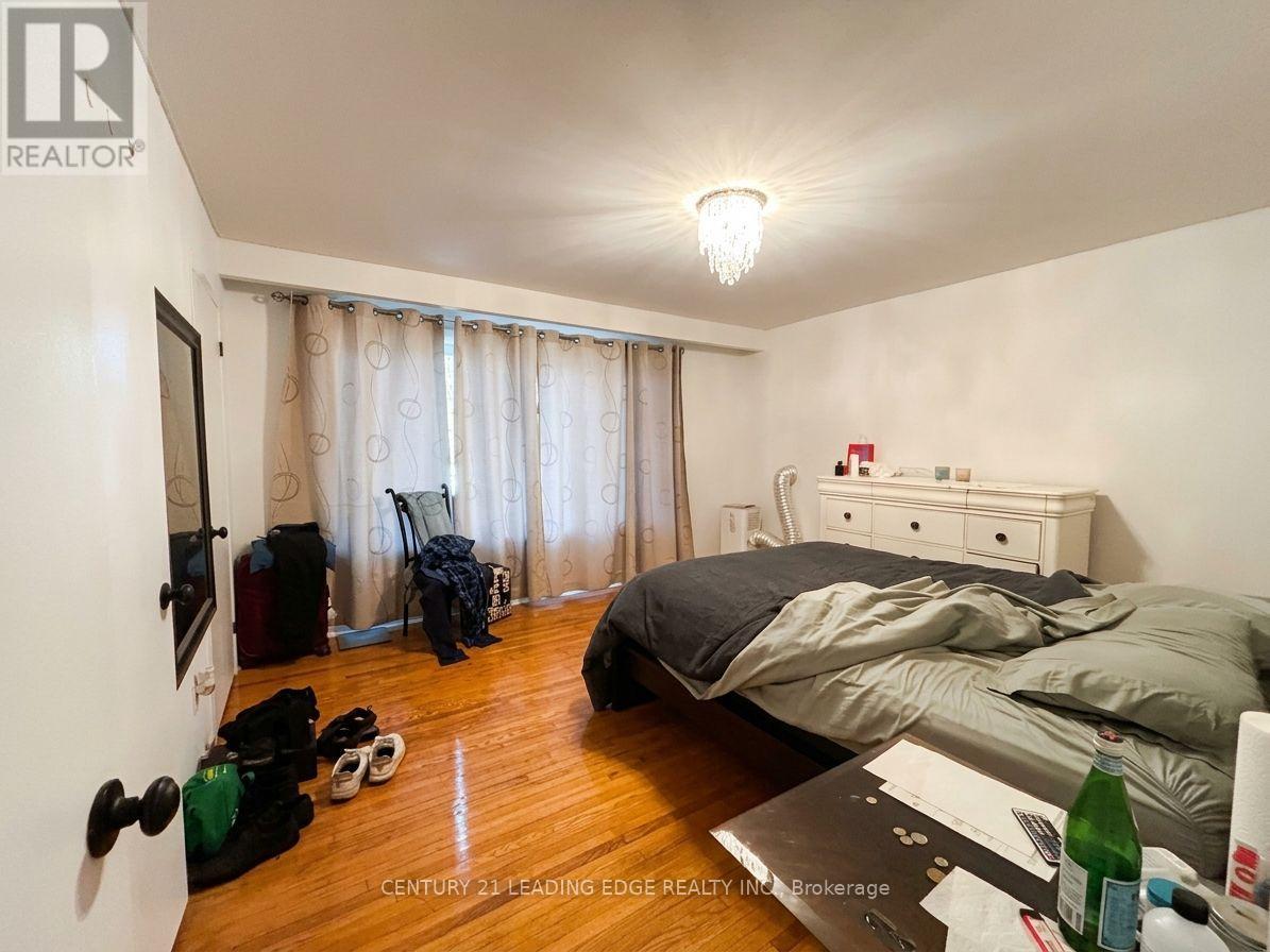 2 - 134 Lucas Street, Richmond Hill, Ontario  L4C 4P5 - Photo 8 - N13885800