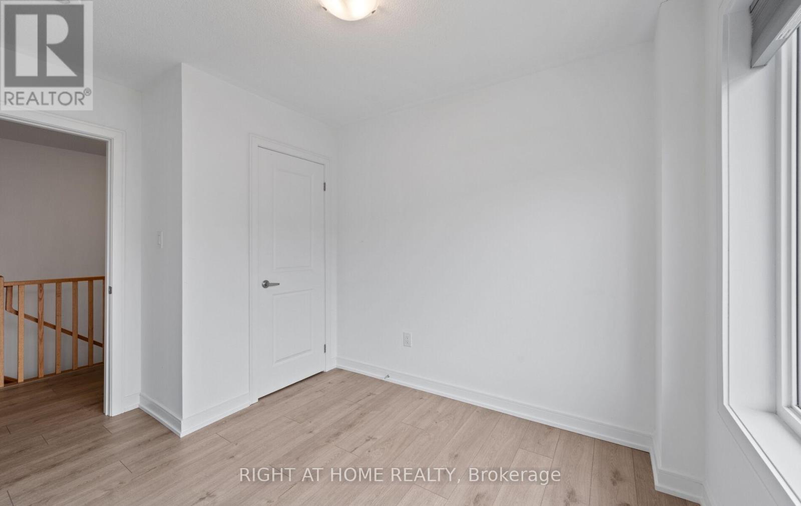 13 Magnolia Lane, Barrie, Ontario L9J 0N9 - Photo 30 - S13885804