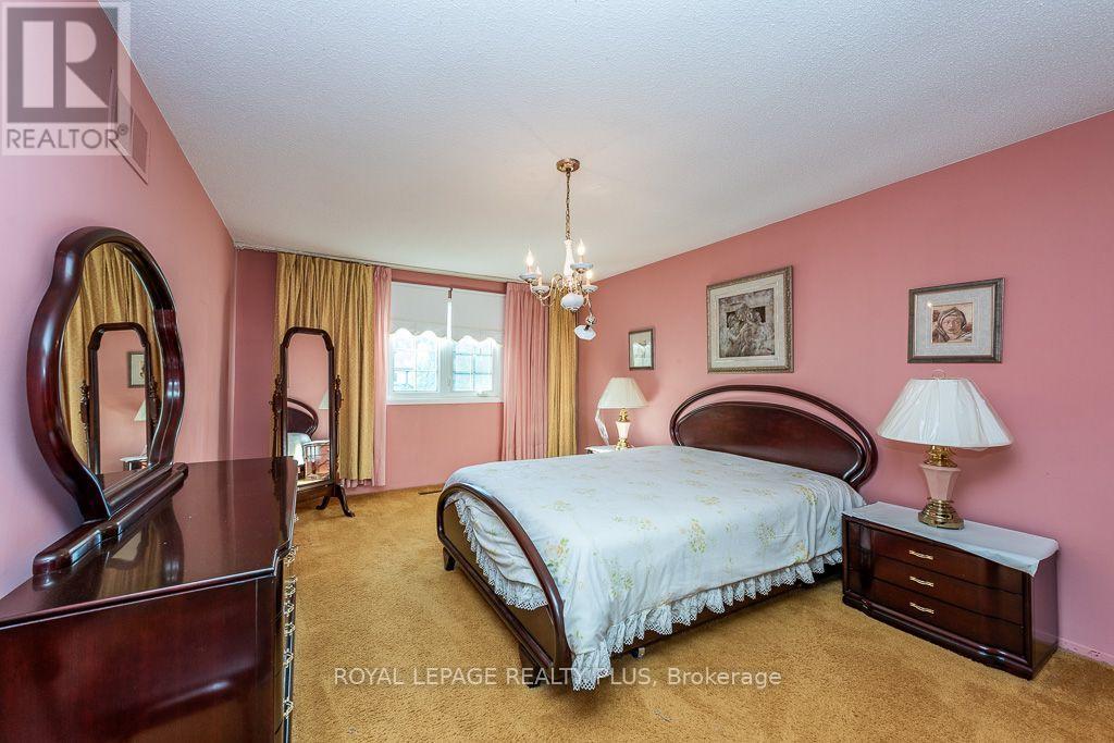19 Macdougall Drive, Brampton, Ontario  L6S 3P4 - Photo 16 - W13885782