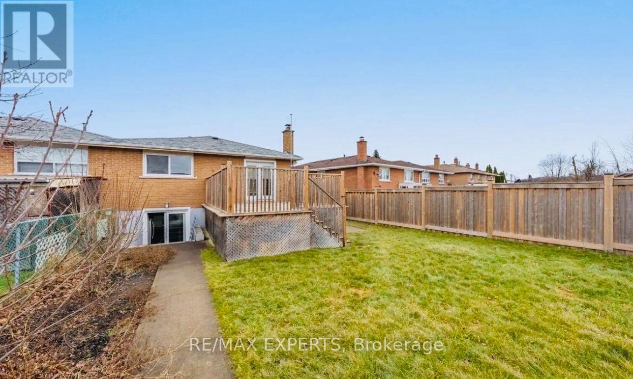 Lower - 465 Fergo Avenue, Mississauga, Ontario  L5B 2J2 - Photo 9 - W13885786