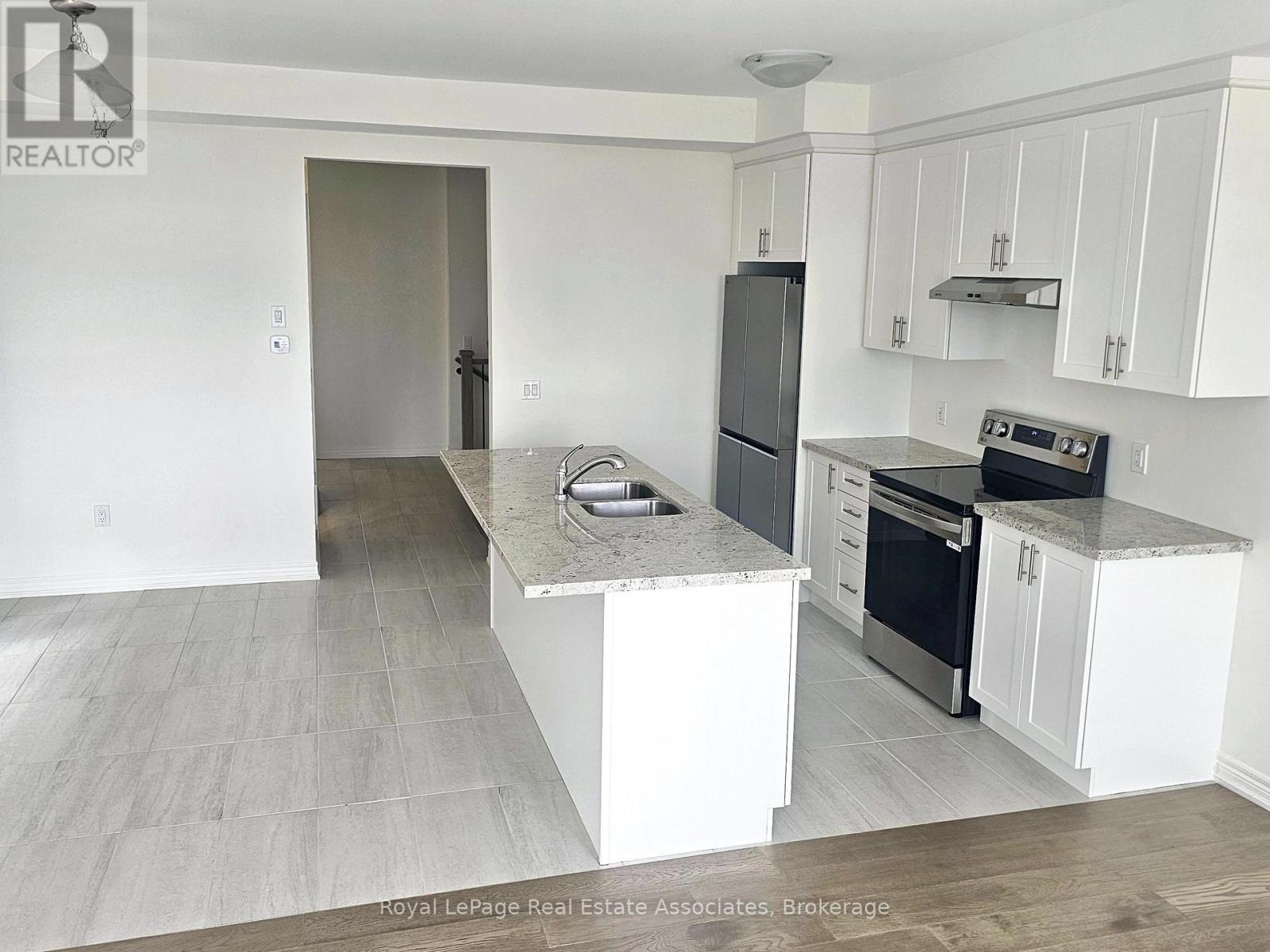 75 Picardy Drive, Hamilton, Ontario  L8J 0M7 - Photo 4 - X13885810