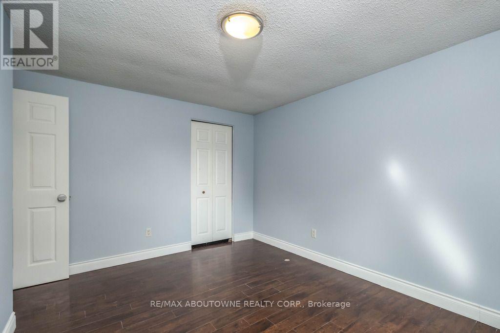 4 Glamis Court, Hamilton, Ontario  L9C 6B3 - Photo 42 - X13885824