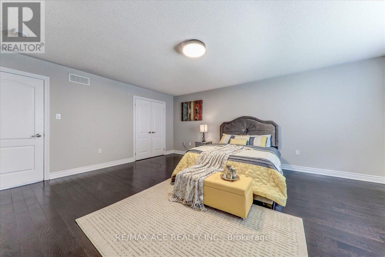 168 Rutherford Road, Bradford West Gwillimbury, Ontario  L3Z 0B4 - Photo 11 - N13874316