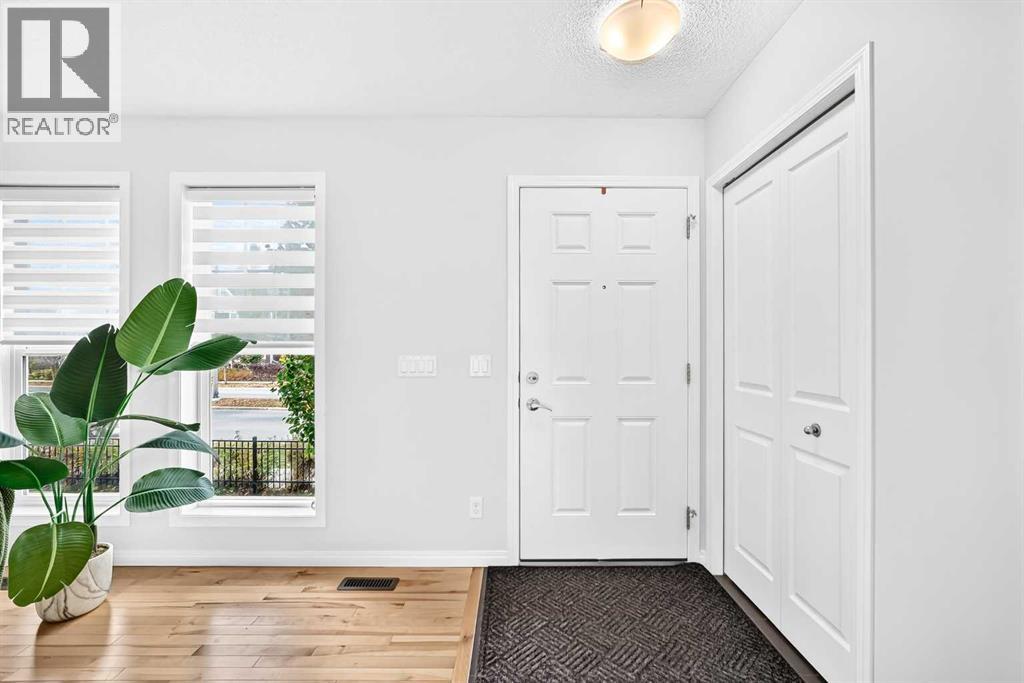 523 Auburn Bay Avenue Se, Calgary, Alberta  T3M 1T1 - Photo 3 - A2350789