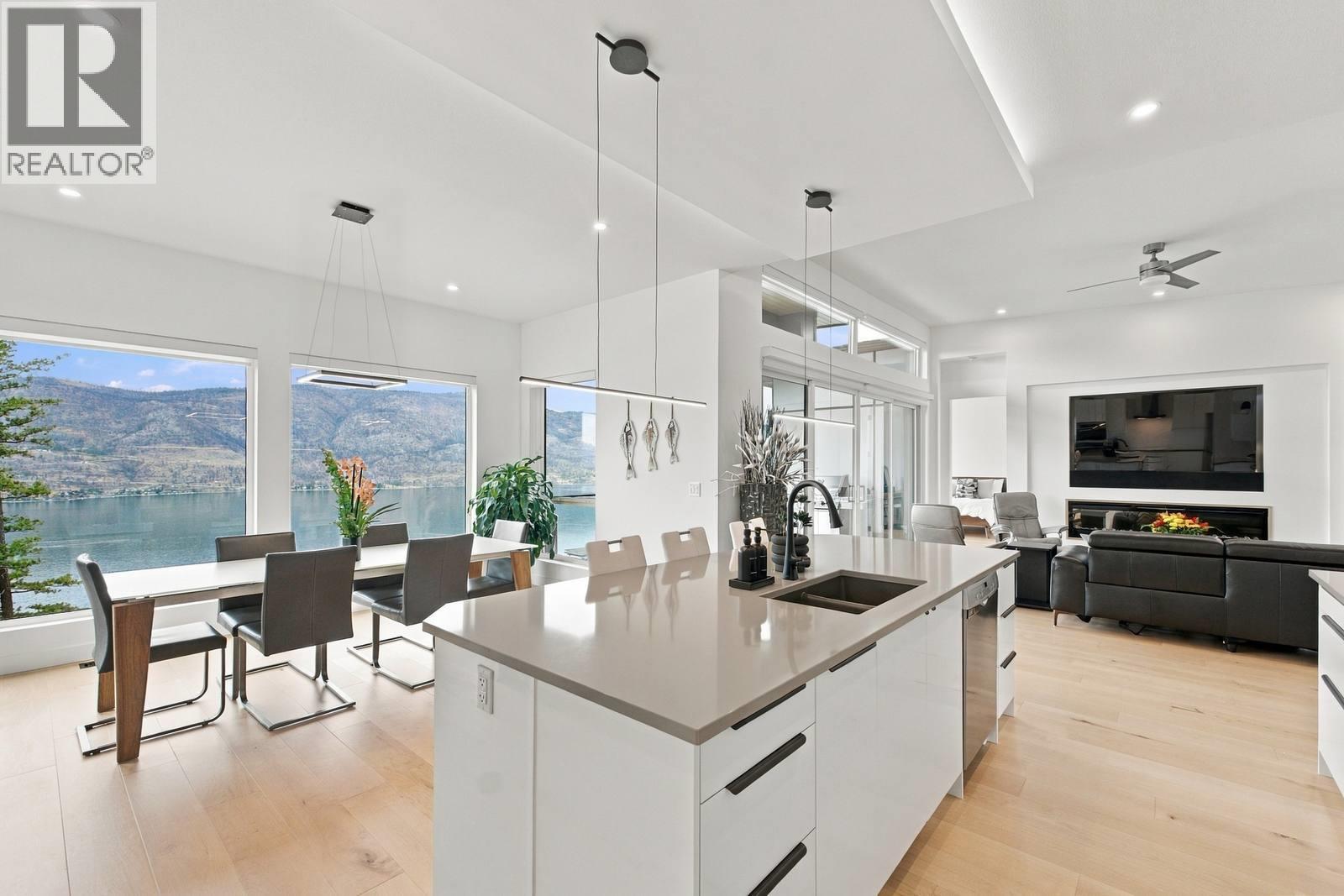 3671 Mckinley Beach Drive, Kelowna, British Columbia  V1V 3G2 - Photo 27 - 10403327