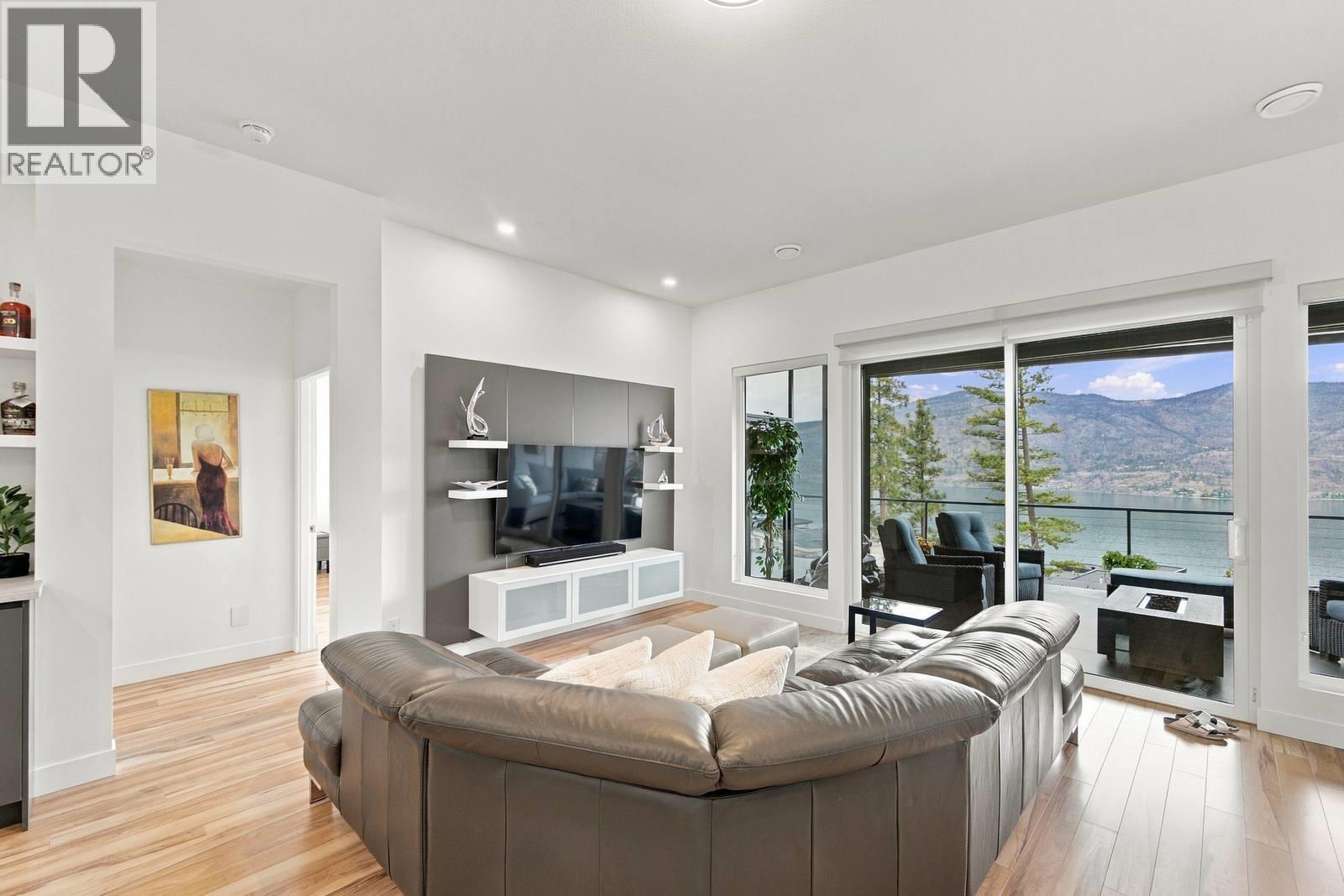 3671 Mckinley Beach Drive, Kelowna, British Columbia  V1V 3G2 - Photo 50 - 10403327