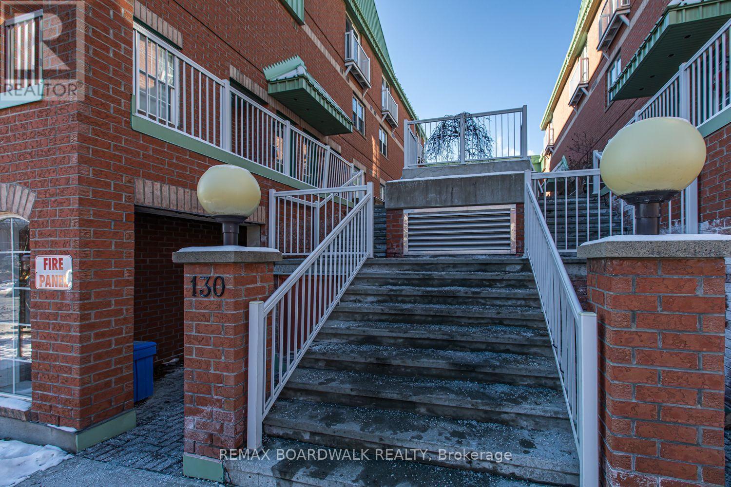 6 - 130 Rochester Street, Ottawa, Ontario  K1R 0A3 - Photo 3 - X13885902