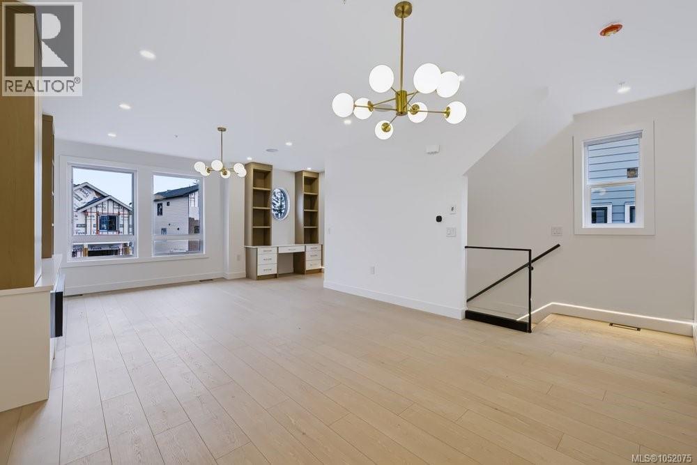821 Blackbird Pl