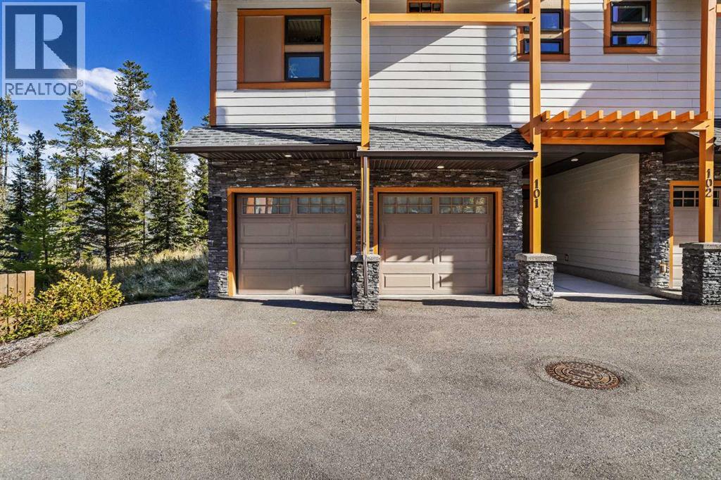 101, 102 Stewart Creek Rise, Canmore, Alberta  T1W 0E3 - Photo 2 - A2347593