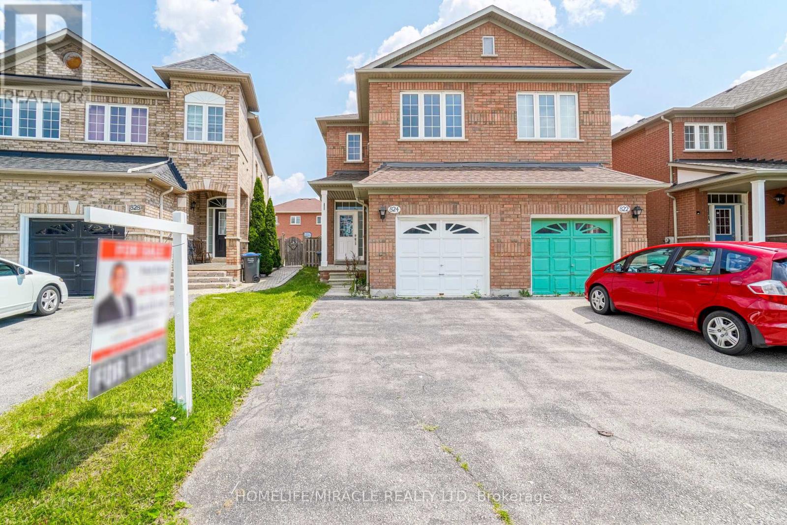 824 Khan Crescent, Mississauga, Ontario  L5V 2R2 - Photo 1 - W13885912