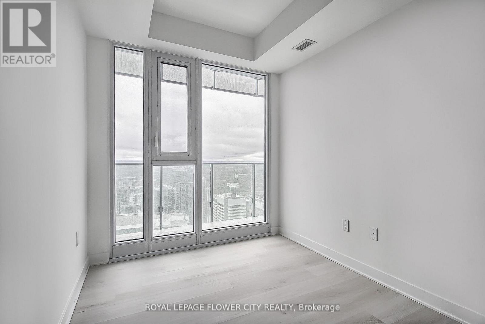 5704 - 3900 Confedration Parkway, Mississauga, Ontario  L5M 0M3 - Photo 30 - W13885926