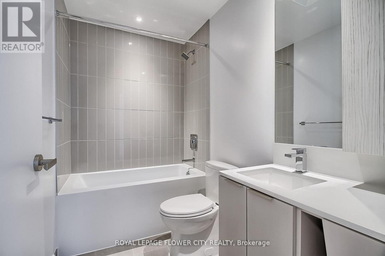5704 - 3900 Confedration Parkway, Mississauga, Ontario  L5M 0M3 - Photo 33 - W13885926