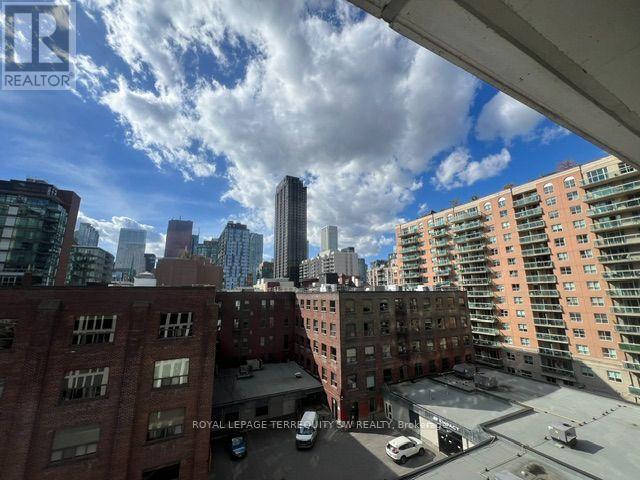 807 - 400 Adelaide Street E, Toronto, Ontario  M5A 4S3 - Photo 22 - C13884926