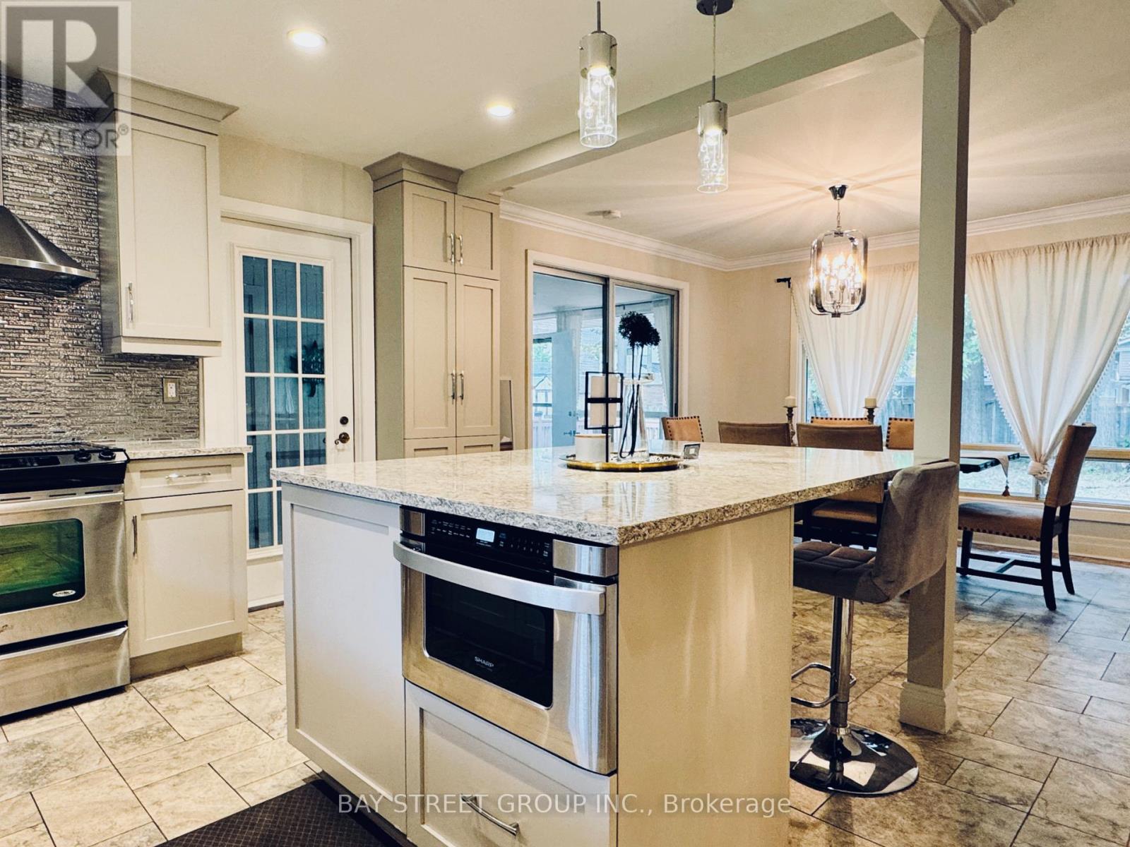 88 Marsdale Drive, St. Catharines, Ontario  L2T 3S9 - Photo 13 - X13773588